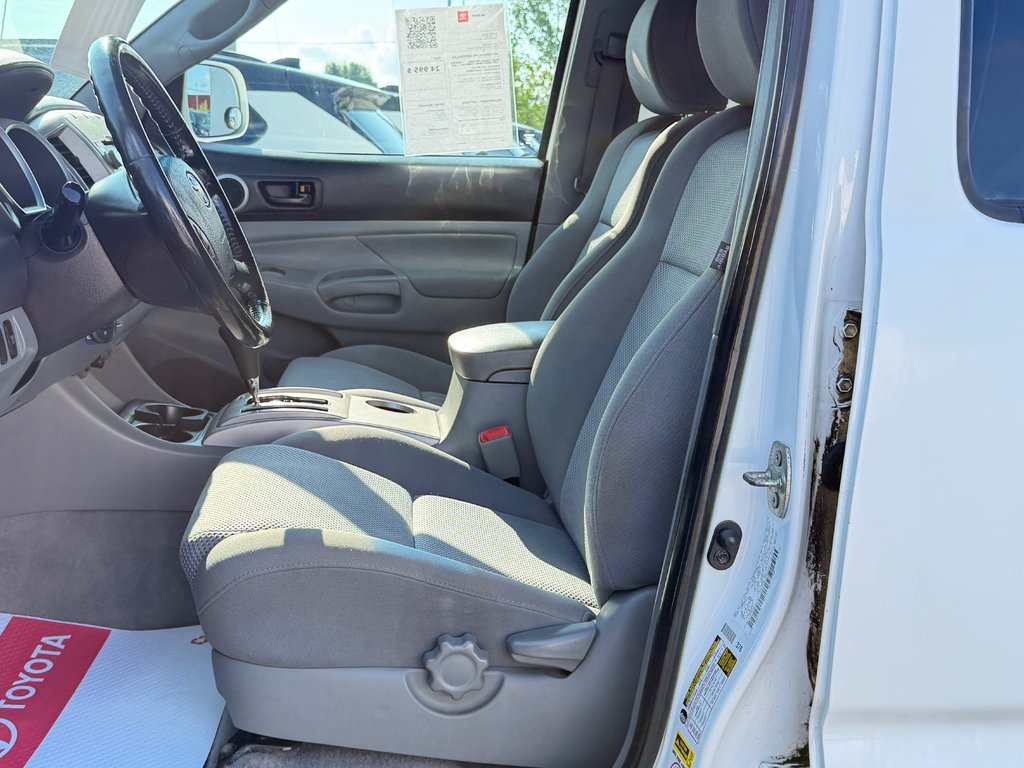 2011 Toyota Tacoma D-CAB / TRD SPORT / 1 PROPRIO / 108.000KM WOW ! / in Thetford Mines, Quebec - 28 - w1024h768px