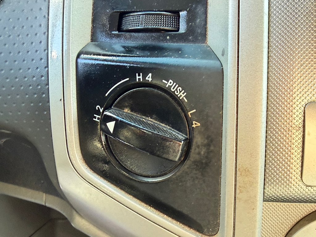 2011 Toyota Tacoma D-CAB / TRD SPORT / 1 PROPRIO / 108.000KM WOW ! / in Thetford Mines, Quebec - 39 - w1024h768px