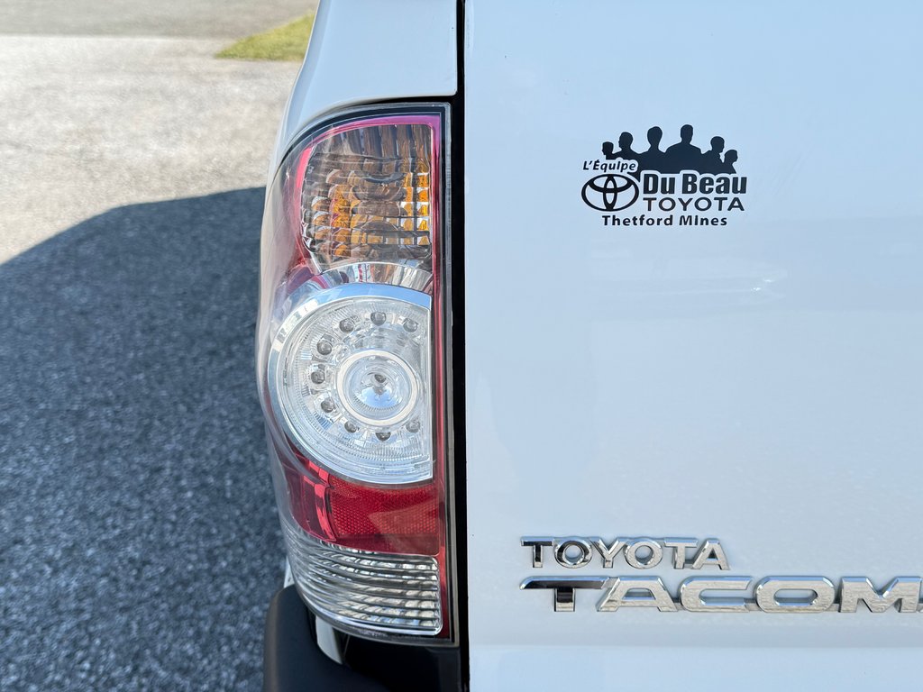 2011 Toyota Tacoma D-CAB / TRD SPORT / 1 PROPRIO / 108.000KM WOW ! / in Thetford Mines, Quebec - 20 - w1024h768px