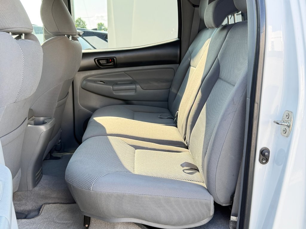 2011 Toyota Tacoma D-CAB / TRD SPORT / 1 PROPRIO / 108.000KM WOW ! / in Thetford Mines, Quebec - 53 - w1024h768px
