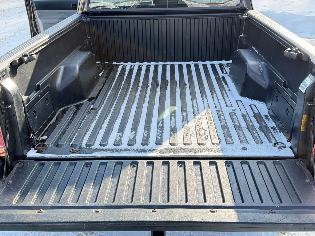 Toyota Tacoma ACCÈS CAB / AUTOM / 4X4 / INSPECTÉ TEL QUEL / 2013 à Thetford Mines, Québec - 42 - w1024h768px