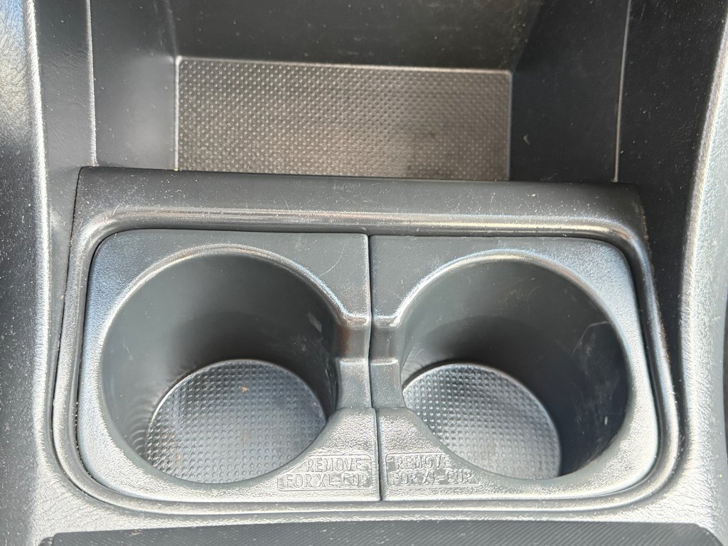 Toyota Tacoma ACCÈS CAB / AUTOM / 4X4 / INSPECTÉ TEL QUEL / 2013 à Thetford Mines, Québec - 32 - w1024h768px