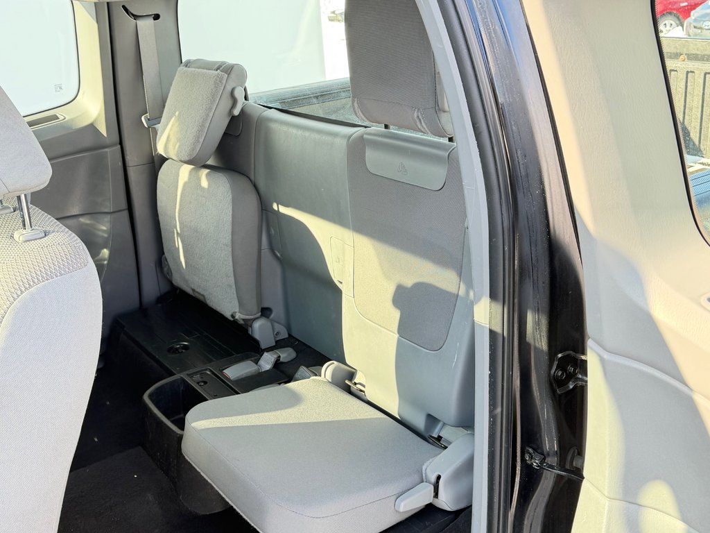 Toyota Tacoma ACCÈS CAB / AUTOM / 4X4 / INSPECTÉ TEL QUEL / 2013 à Thetford Mines, Québec - 41 - w1024h768px