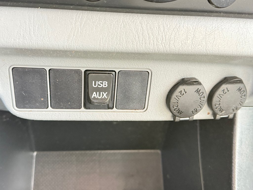 Toyota Tacoma ACCÈS CAB / AUTOM / 4X4 / INSPECTÉ TEL QUEL / 2013 à Thetford Mines, Québec - 31 - w1024h768px