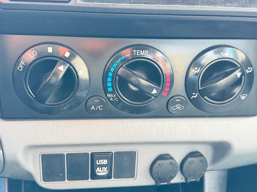 Toyota Tacoma ACCÈS CAB / AUTOM / 4X4 / INSPECTÉ TEL QUEL / 2013 à Thetford Mines, Québec - 30 - w1024h768px