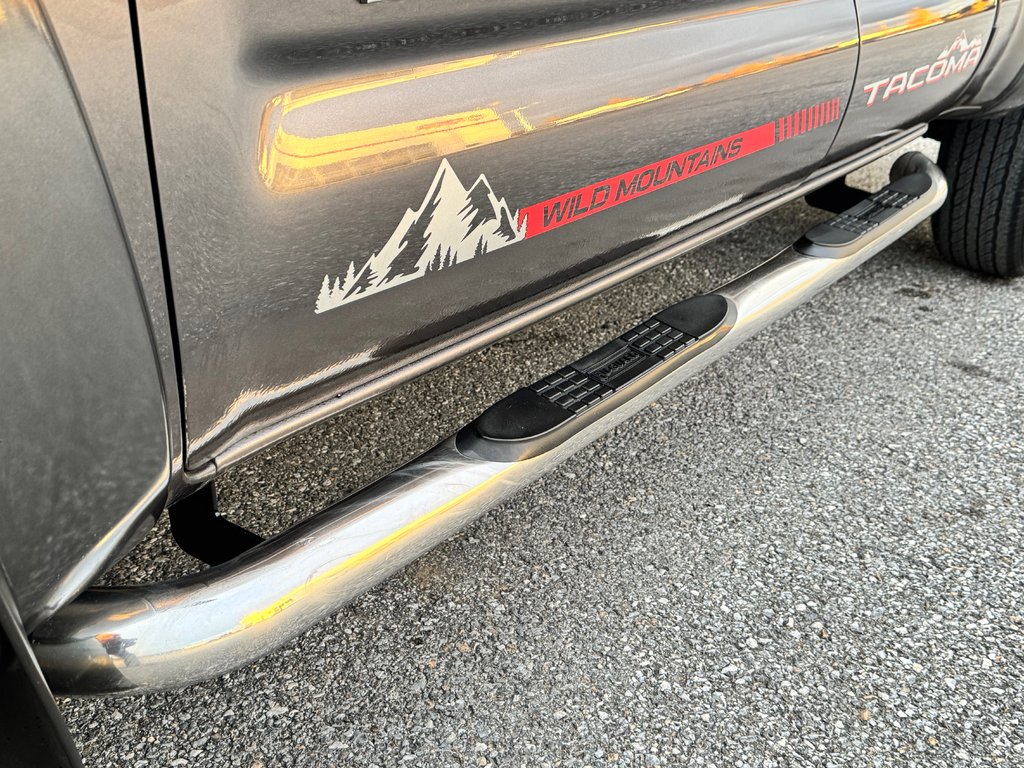 2015 Toyota Tacoma ACCES CAB / AUTOM / 4X4 / 4.0 / TRÈS SOLIDE / in Thetford Mines, Quebec - 18 - w1024h768px