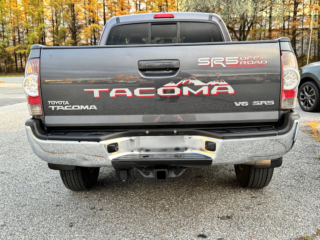 2015 Toyota Tacoma ACCES CAB / AUTOM / 4X4 / 4.0 / TRÈS SOLIDE / in Thetford Mines, Quebec - 25 - w1024h768px