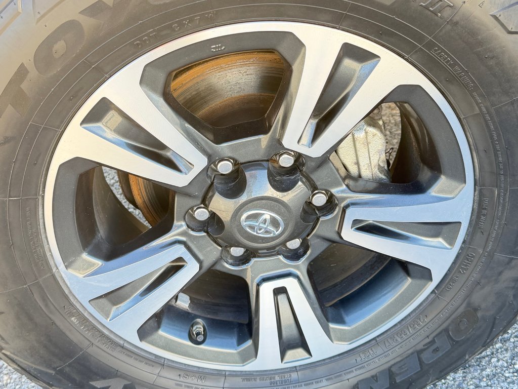 2016 Toyota Tacoma D-CAB / TRD SPORT / BOITE FIBRE ET +++++ / in Thetford Mines, Quebec - 16 - w1024h768px