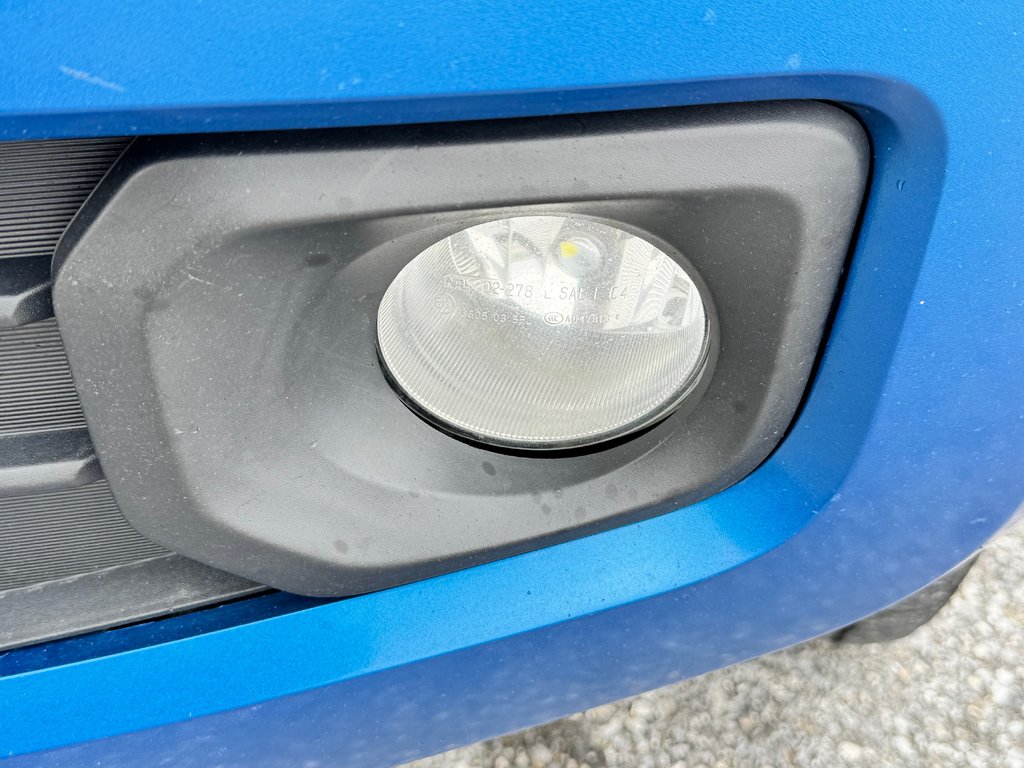 2017 Toyota Tacoma D-CAB TRD SPORT / MARCHEPIEDS / TOILE ET +++ / in Thetford Mines, Quebec - 11 - w1024h768px