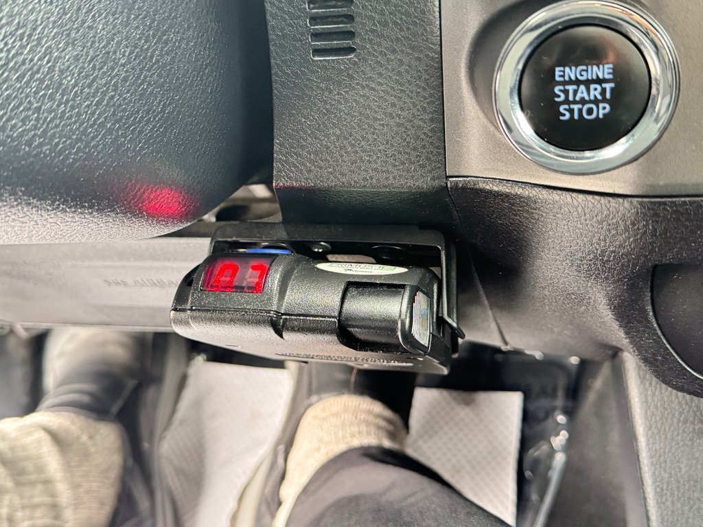 2017 Toyota Tacoma D-CAB TRD SPORT / MARCHEPIEDS / TOILE ET +++ / in Thetford Mines, Quebec - 50 - w1024h768px