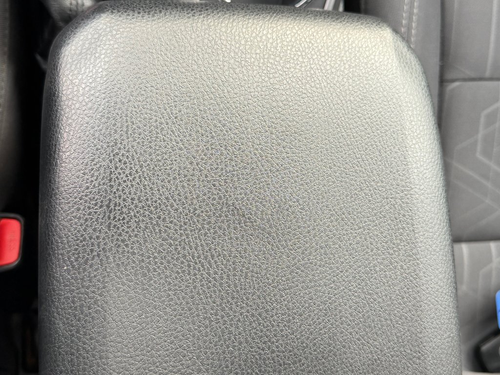 2017 Toyota Tacoma D-CAB TRD SPORT / MARCHEPIEDS / TOILE ET +++ / in Thetford Mines, Quebec - 56 - w1024h768px