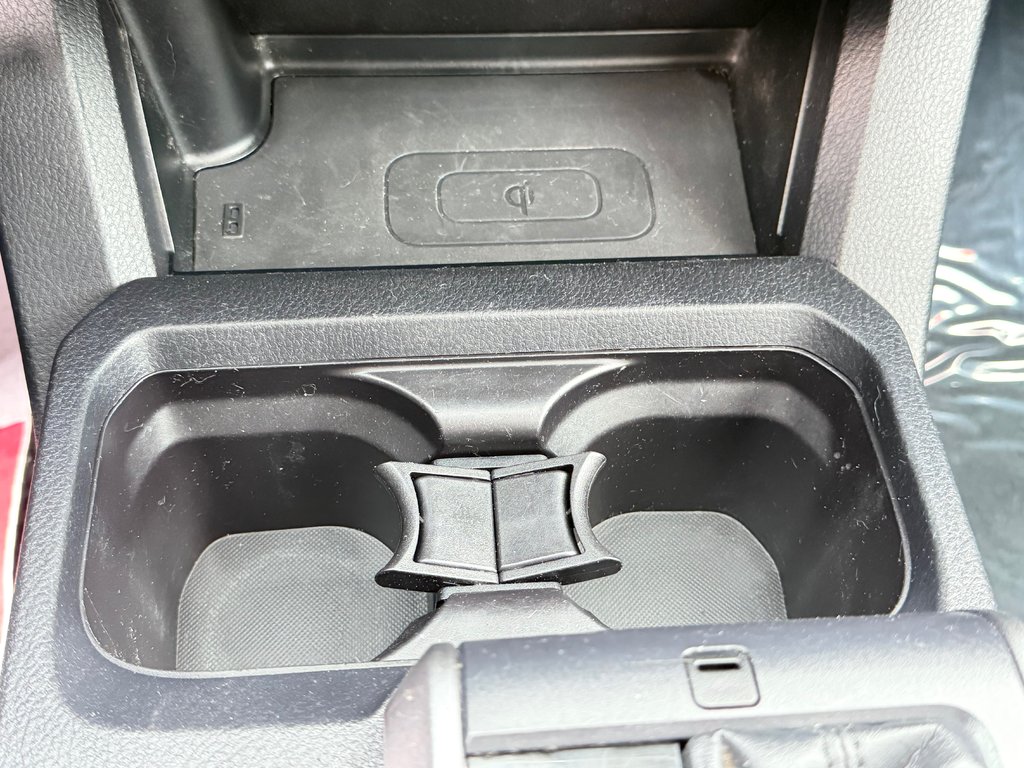 2017 Toyota Tacoma D-CAB TRD SPORT / MARCHEPIEDS / TOILE ET +++ / in Thetford Mines, Quebec - 53 - w1024h768px