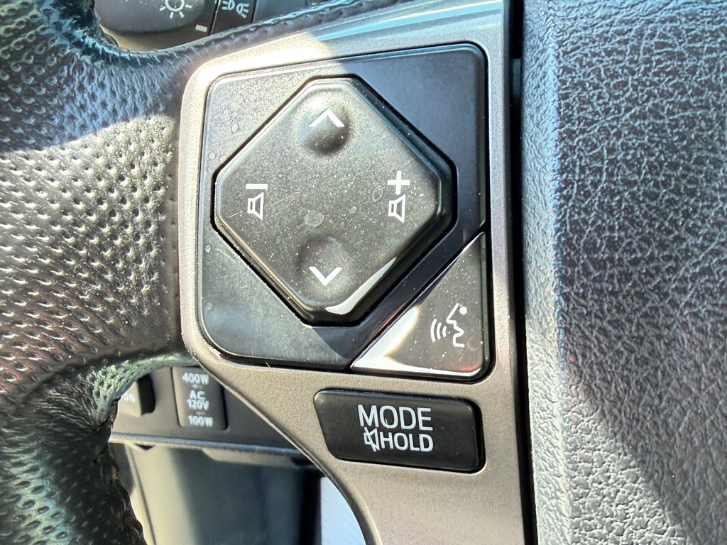 Toyota Tacoma DOUBLE CAB / SR5 / 4X4 / SUPER AUBAINE A SAISIR / 2017 à Thetford Mines, Québec - 33 - w1024h768px