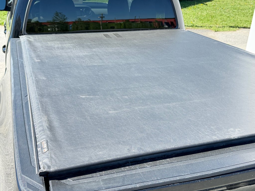 Toyota Tacoma DOUBLE CAB / SR5 / 4X4 / SUPER AUBAINE A SAISIR / 2017 à Thetford Mines, Québec - 58 - w1024h768px