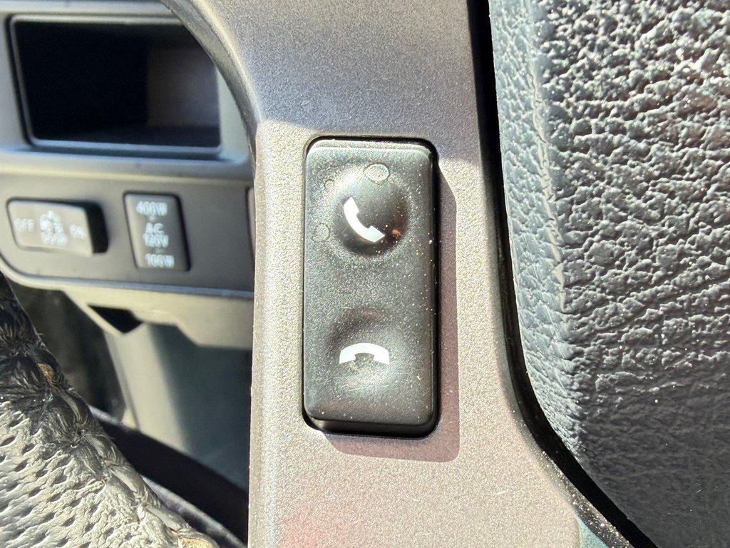 Toyota Tacoma DOUBLE CAB / SR5 / 4X4 / SUPER AUBAINE A SAISIR / 2017 à Thetford Mines, Québec - 34 - w1024h768px