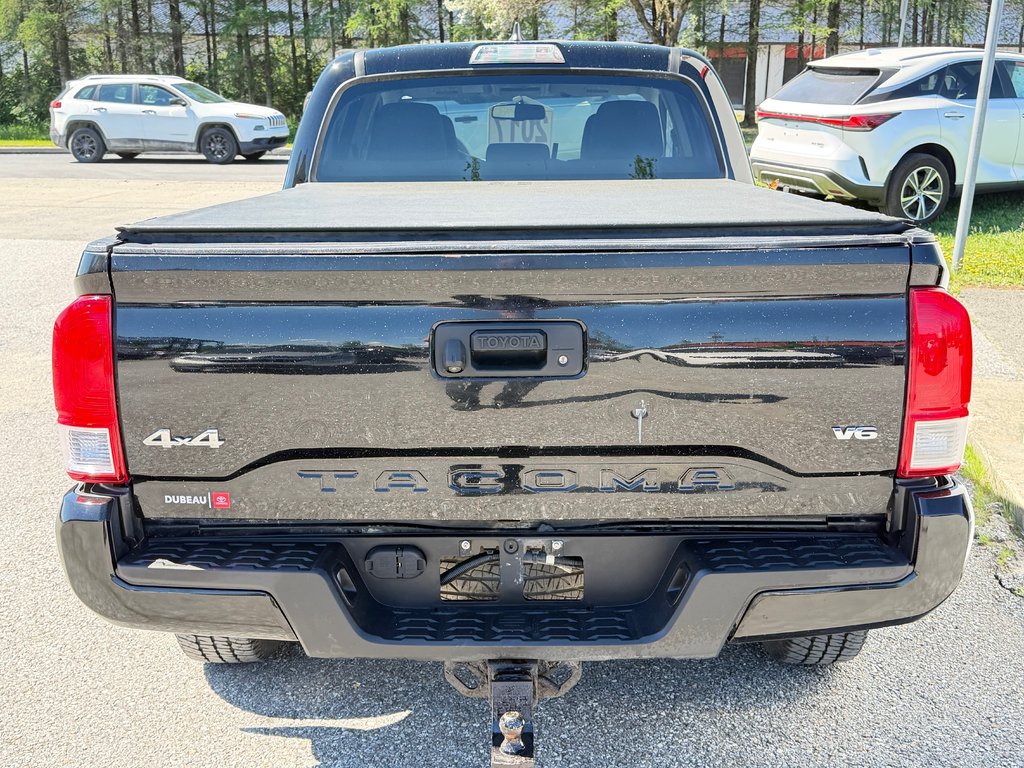 Toyota Tacoma DOUBLE CAB / SR5 / 4X4 / SUPER AUBAINE A SAISIR / 2017 à Thetford Mines, Québec - 6 - w1024h768px