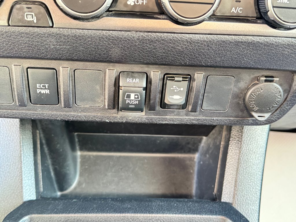 Toyota Tacoma DOUBLE CAB TRD SPORT / GPS / TOILE ET ++++++ 2019 à Thetford Mines, Québec - 50 - w1024h768px