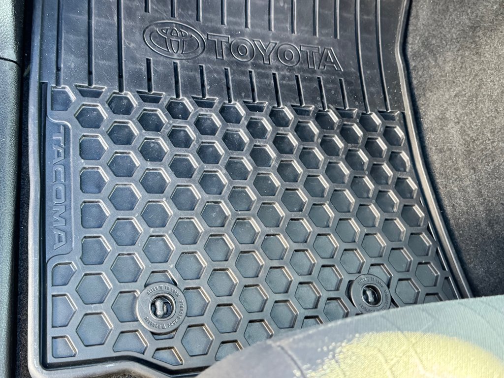 Toyota Tacoma DOUBLE CAB TRD SPORT / GPS / TOILE ET ++++++ 2019 à Thetford Mines, Québec - 35 - w1024h768px