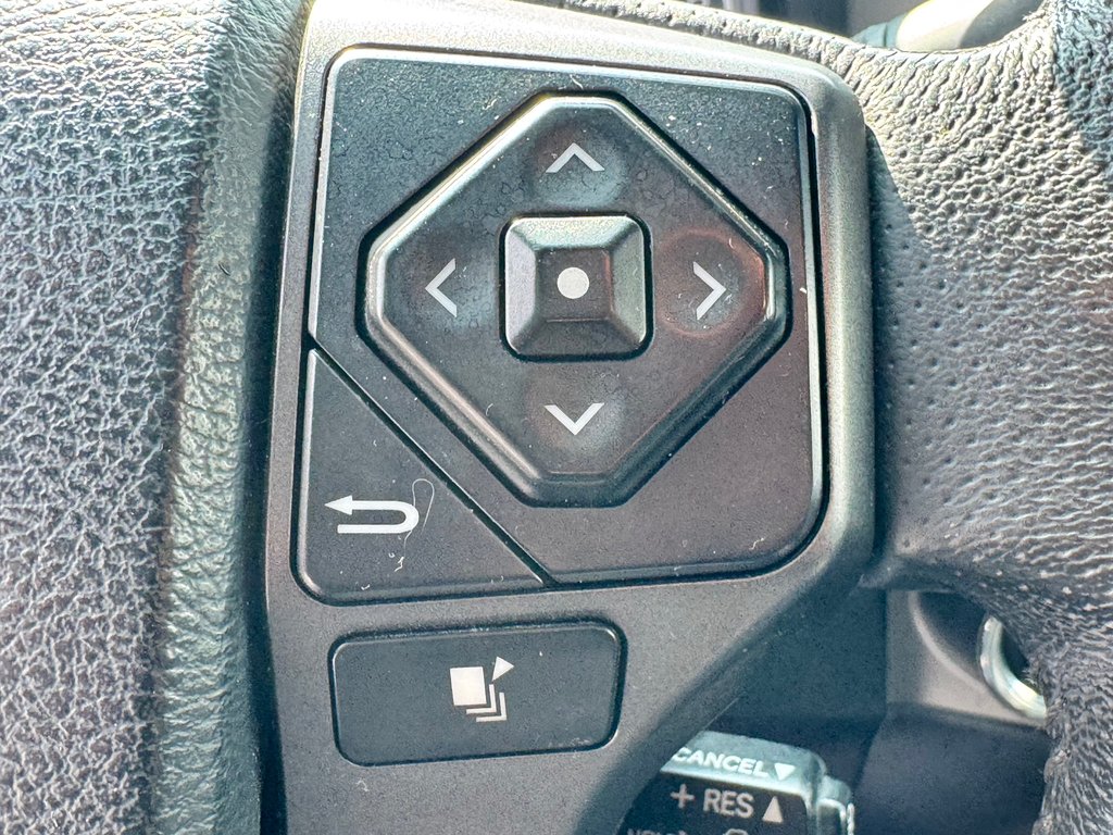 Toyota Tacoma TRD SPORT / MARCHEPIEDS / BARRE TOIT / TOILE ET + 2019 à Thetford Mines, Québec - 40 - w1024h768px