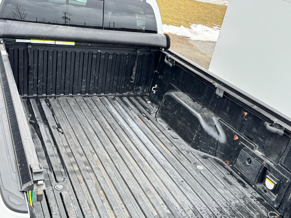 Toyota Tacoma TRD SPORT / MARCHEPIEDS / BARRE TOIT / TOILE ET + 2019 à Thetford Mines, Québec - 76 - w1024h768px