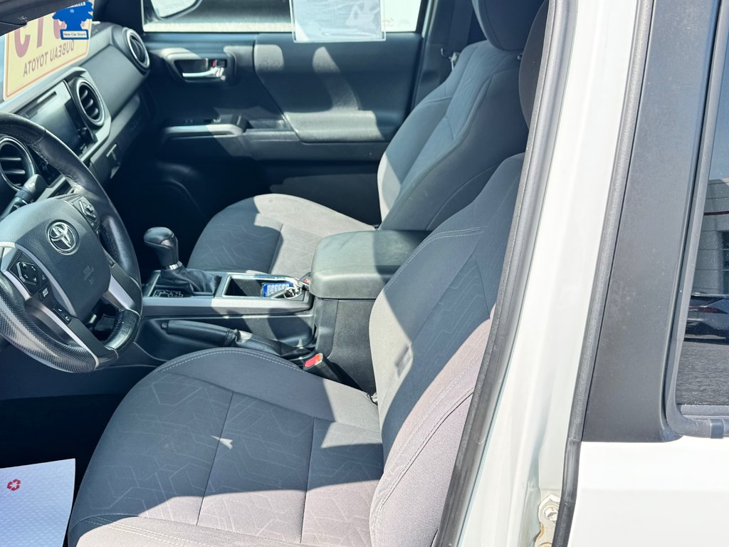 Toyota Tacoma TRD SPORT / MARCHEPIEDS / BARRE TOIT / TOILE ET + 2019 à Thetford Mines, Québec - 30 - w1024h768px