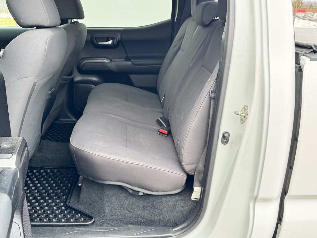 Toyota Tacoma TRD SPORT / MARCHEPIEDS / BARRE TOIT / TOILE ET + 2019 à Thetford Mines, Québec - 69 - w1024h768px