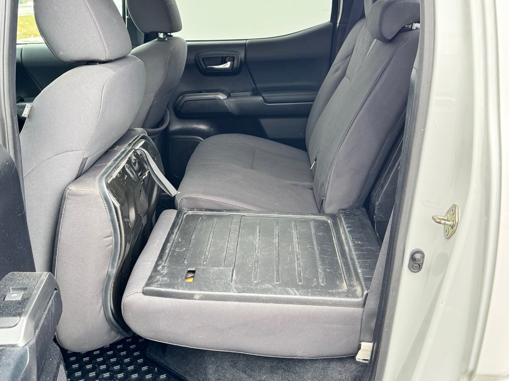 Toyota Tacoma TRD SPORT / MARCHEPIEDS / BARRE TOIT / TOILE ET + 2019 à Thetford Mines, Québec - 70 - w1024h768px