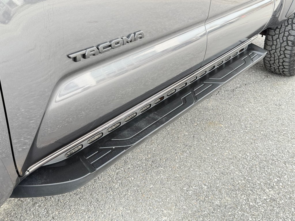2019 Toyota Tacoma D-CAB TRD SPORT / LIFT KIT / TOILE / PNEUS NEUFS / in Thetford Mines, Quebec - 21 - w1024h768px