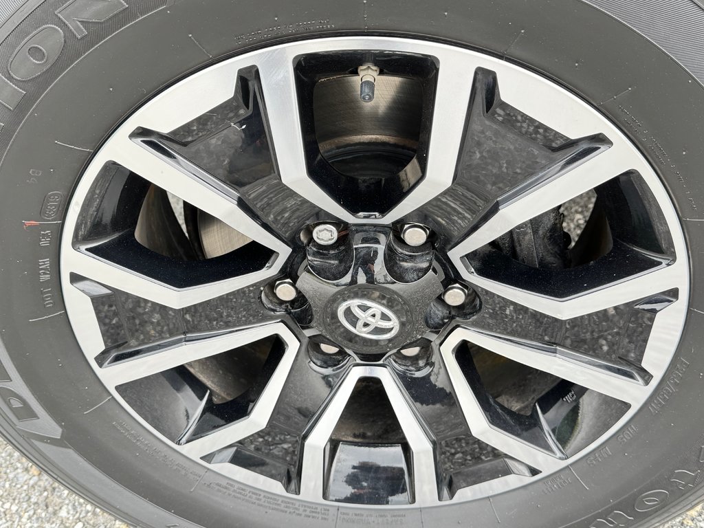 Toyota Tacoma DOUBLE CAB TRD SPORT 4X4 / BAS KILOS / AUBAINE / 2020 à Thetford Mines, Québec - 15 - w1024h768px