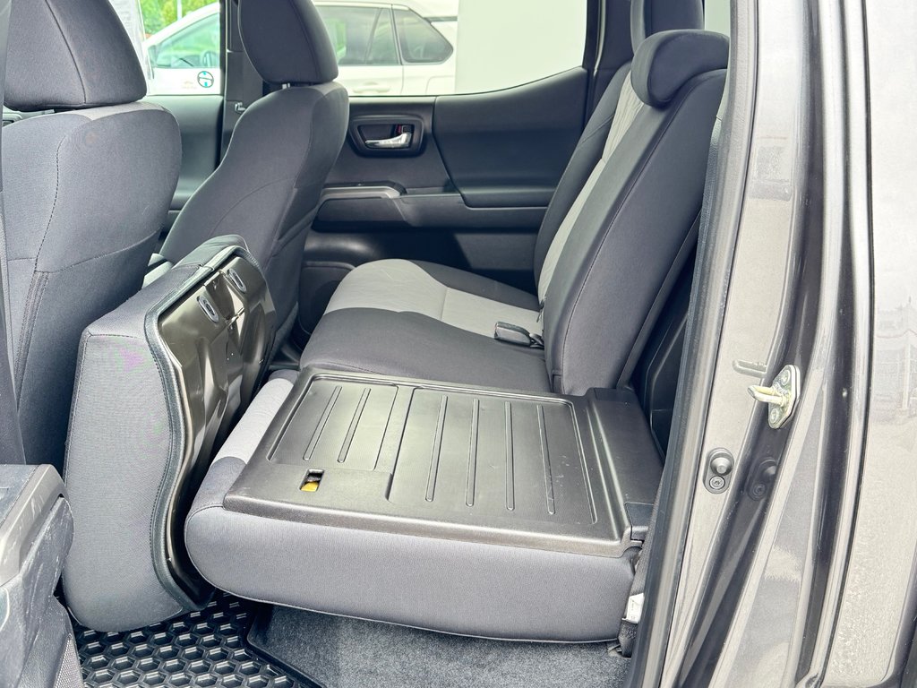 Toyota Tacoma DOUBLE CAB TRD SPORT 4X4 / BAS KILOS / AUBAINE / 2020 à Thetford Mines, Québec - 63 - w1024h768px