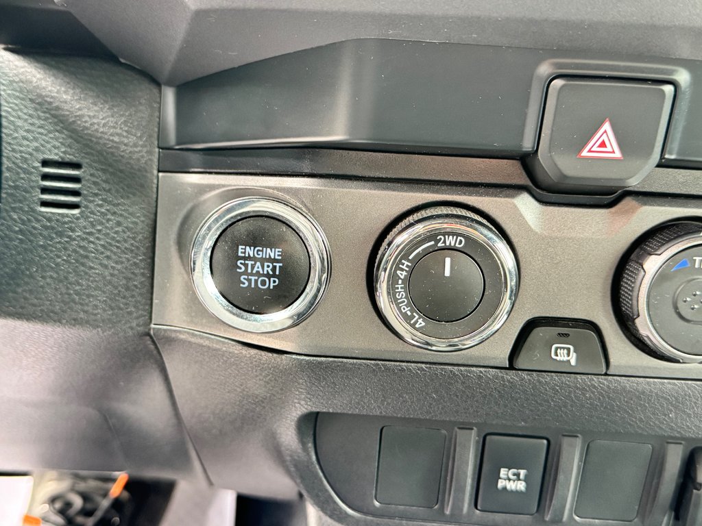 Toyota Tacoma DOUBLE CAB TRD SPORT 4X4 / BAS KILOS / AUBAINE / 2020 à Thetford Mines, Québec - 47 - w1024h768px