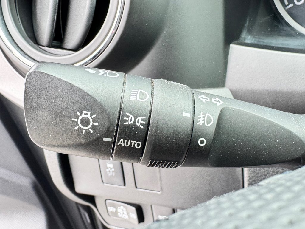 Toyota Tacoma DOUBLE CAB TRD SPORT 4X4 / BAS KILOS / AUBAINE / 2020 à Thetford Mines, Québec - 38 - w1024h768px