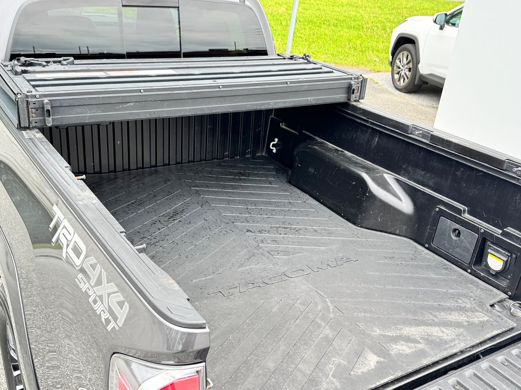 Toyota Tacoma DOUBLE CAB TRD SPORT 4X4 / BAS KILOS / AUBAINE / 2020 à Thetford Mines, Québec - 67 - w1024h768px