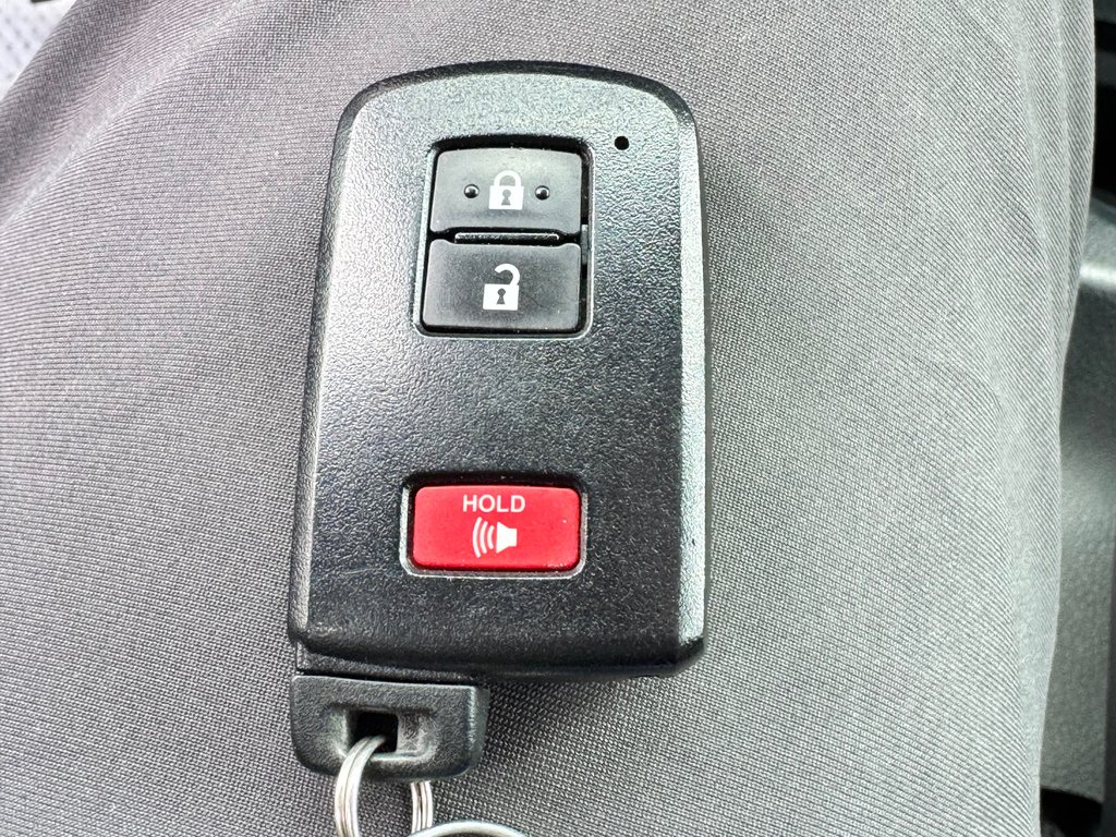 Toyota Tacoma DOUBLE CAB TRD SPORT 4X4 / BAS KILOS / AUBAINE / 2020 à Thetford Mines, Québec - 60 - w1024h768px