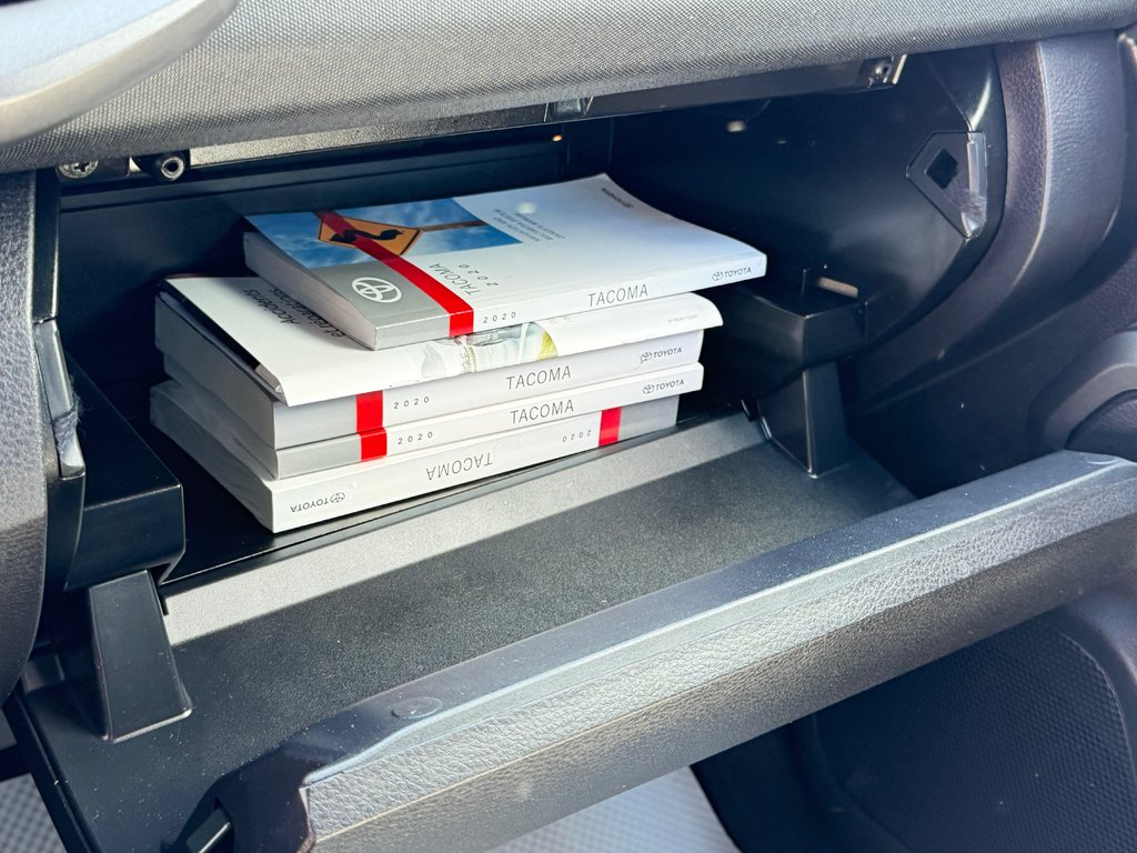 2020 Toyota Tacoma ACCÈS CAB / TRD OFF-ROAD 4X4  / AUTOM / UN BIJOU / in Thetford Mines, Quebec - 58 - w1024h768px