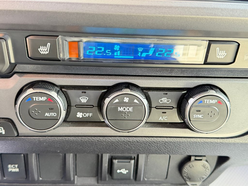 2020 Toyota Tacoma ACCÈS CAB / TRD OFF-ROAD 4X4  / AUTOM / UN BIJOU / in Thetford Mines, Quebec - 50 - w1024h768px