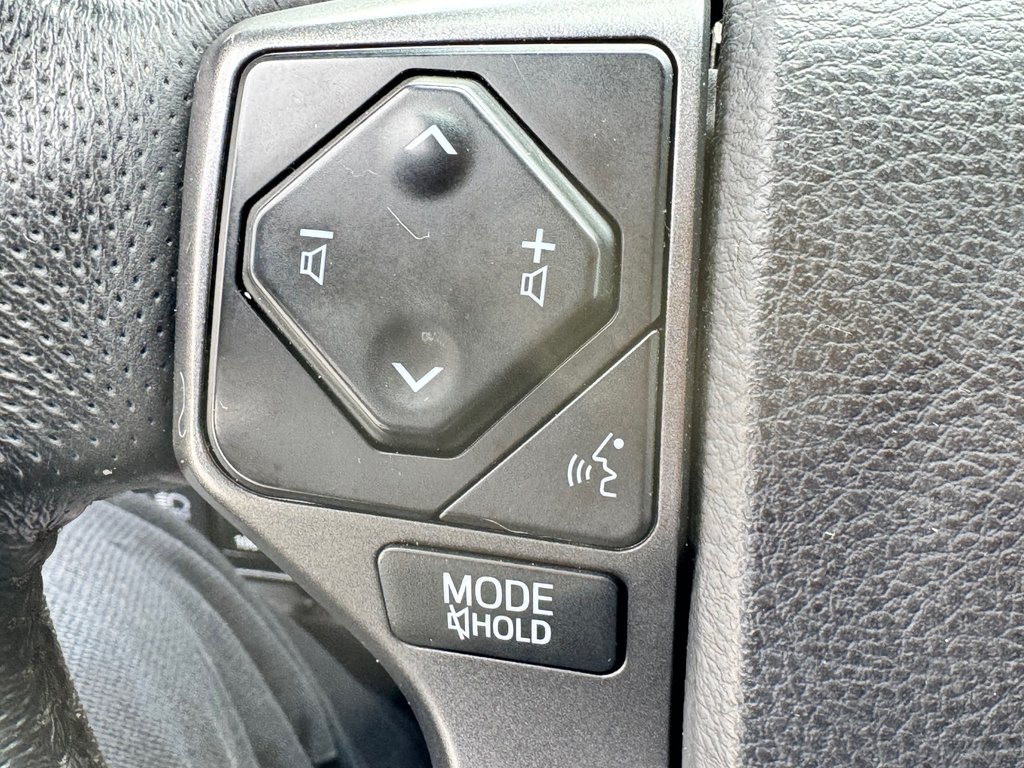 Toyota Tacoma DOUBLE CAB TRD SPORT / CUIR / LIFT KIT / COUVRE CAISSE / MARCHE PIED 2021 à Thetford Mines, Québec - 40 - w1024h768px