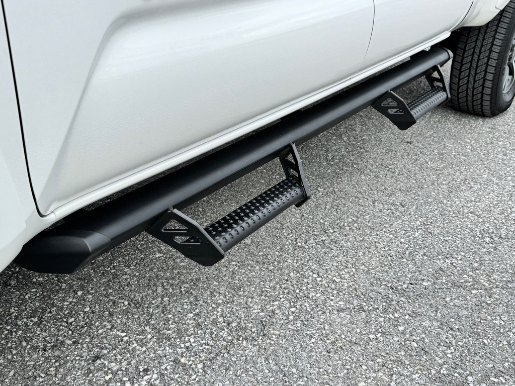 Toyota Tacoma DOUBLE CAB TRD SPORT / CUIR / LIFT KIT / COUVRE CAISSE / MARCHE PIED 2021 à Thetford Mines, Québec - 21 - w1024h768px