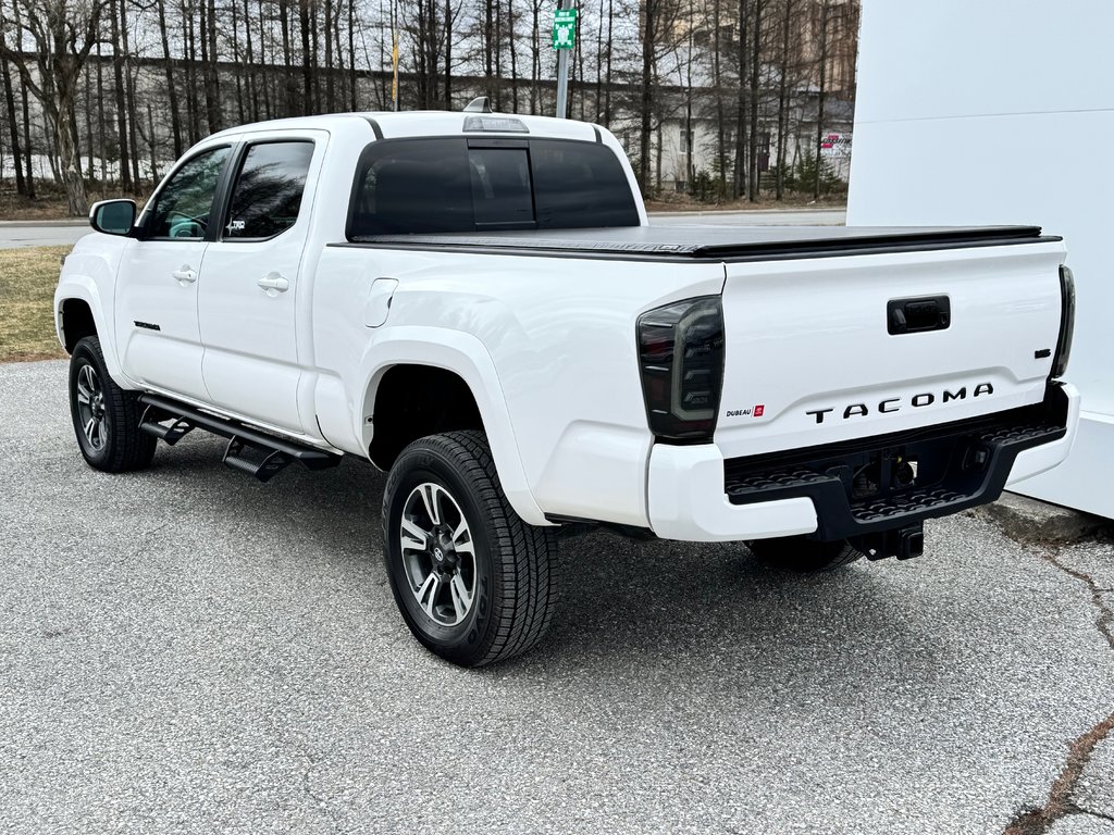 Toyota Tacoma DOUBLE CAB TRD SPORT / CUIR / LIFT KIT / COUVRE CAISSE / MARCHE PIED 2021 à Thetford Mines, Québec - 6 - w1024h768px