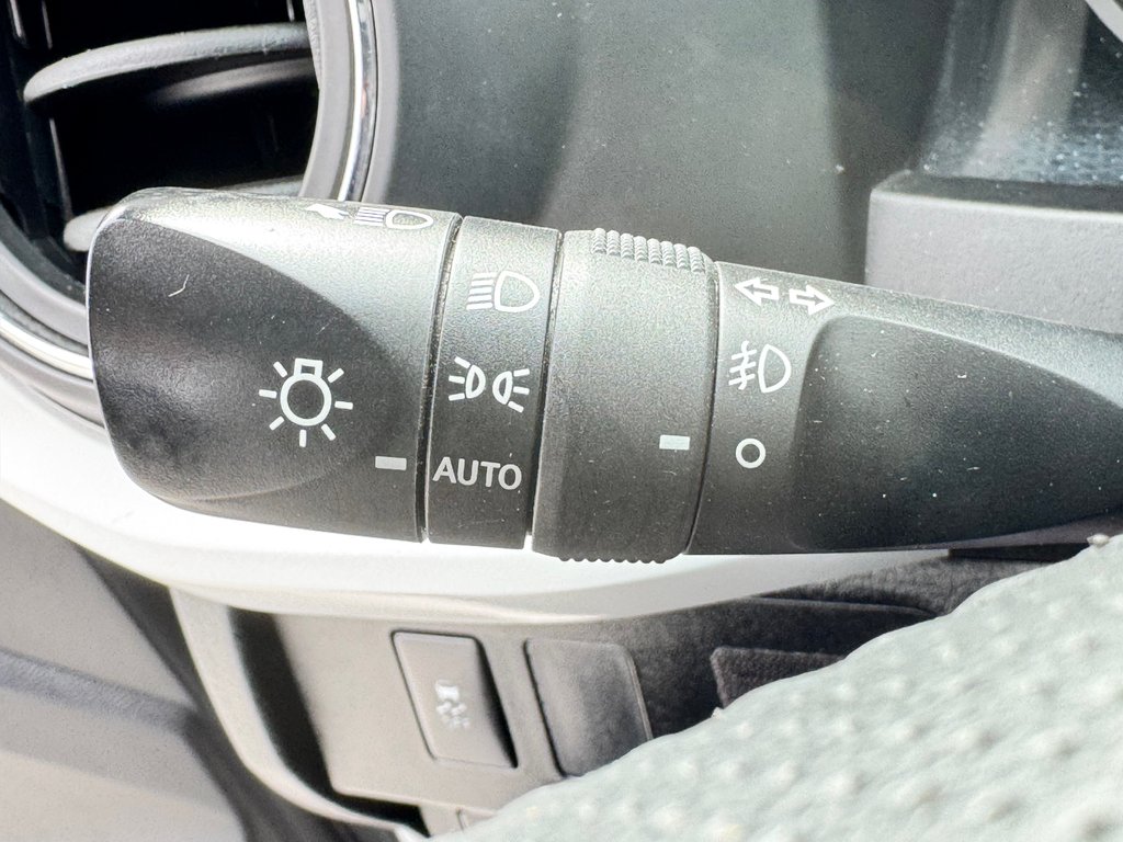 Toyota Tacoma DOUBLE CAB TRD SPORT / CUIR / LIFT KIT / COUVRE CAISSE / MARCHE PIED 2021 à Thetford Mines, Québec - 42 - w1024h768px