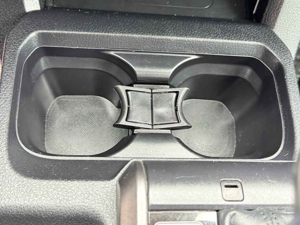 Toyota Tacoma DOUBLE CAB TRD SPORT / CUIR / LIFT KIT / COUVRE CAISSE / MARCHE PIED 2021 à Thetford Mines, Québec - 57 - w1024h768px