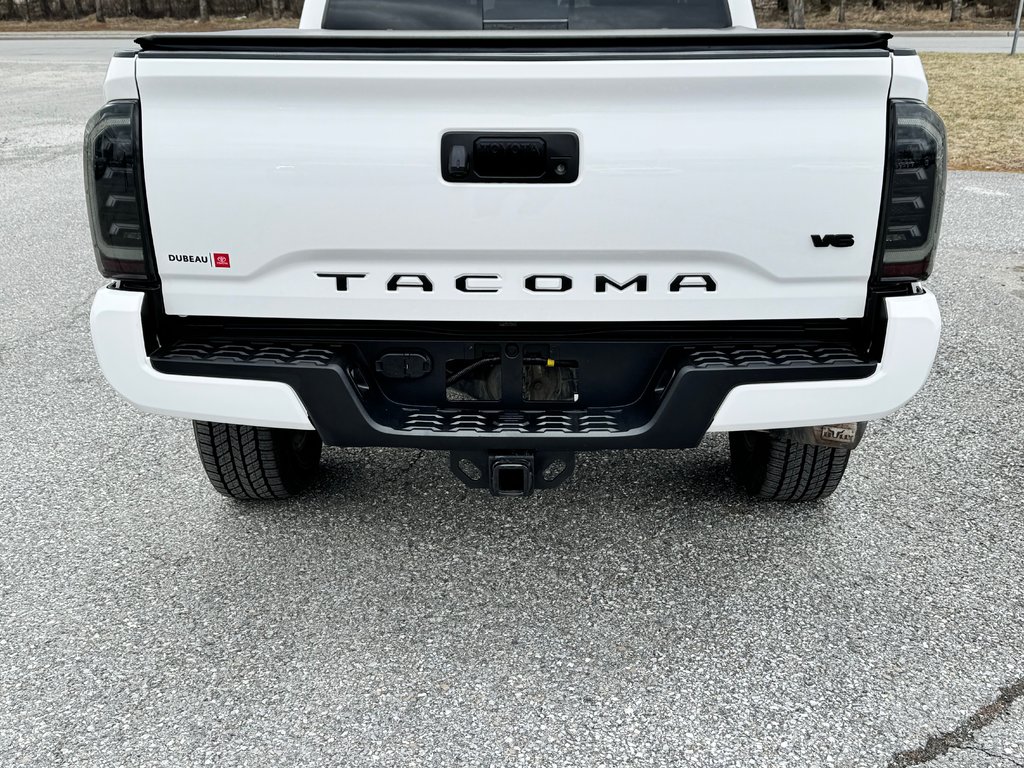 Toyota Tacoma DOUBLE CAB TRD SPORT / CUIR / LIFT KIT / COUVRE CAISSE / MARCHE PIED 2021 à Thetford Mines, Québec - 29 - w1024h768px