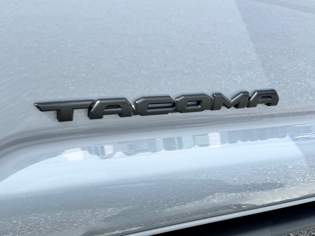 Toyota Tacoma DOUBLE CAB 4X4 TRAIL SHORT BOX / COMME NEUF !! / 2021 à Thetford Mines, Québec - 19 - w1024h768px
