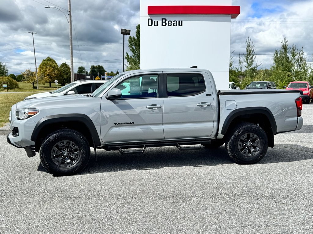 Toyota Tacoma DOUBLE CAB 4X4 TRAIL SHORT BOX / COMME NEUF !! / 2021 à Thetford Mines, Québec - 7 - w1024h768px
