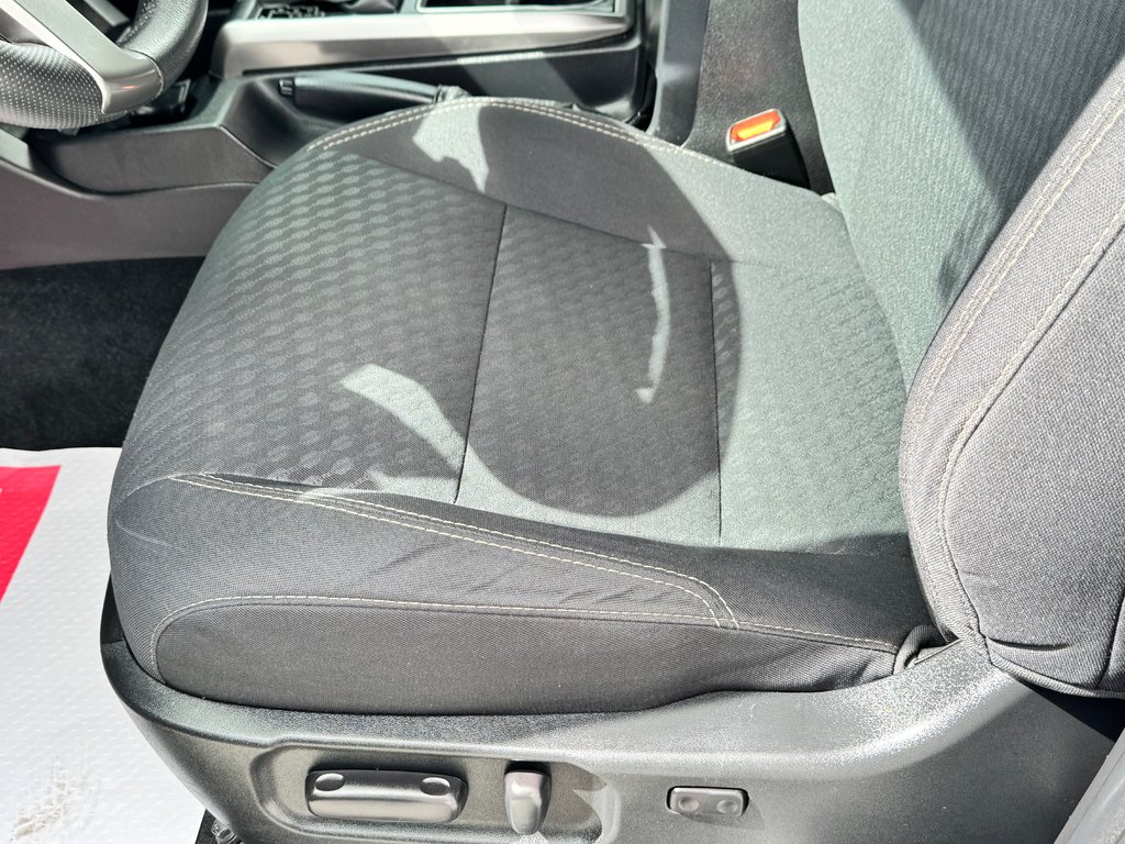 Toyota Tacoma DOUBLE CAB 4X4 TRAIL SHORT BOX / COMME NEUF !! / 2021 à Thetford Mines, Québec - 35 - w1024h768px