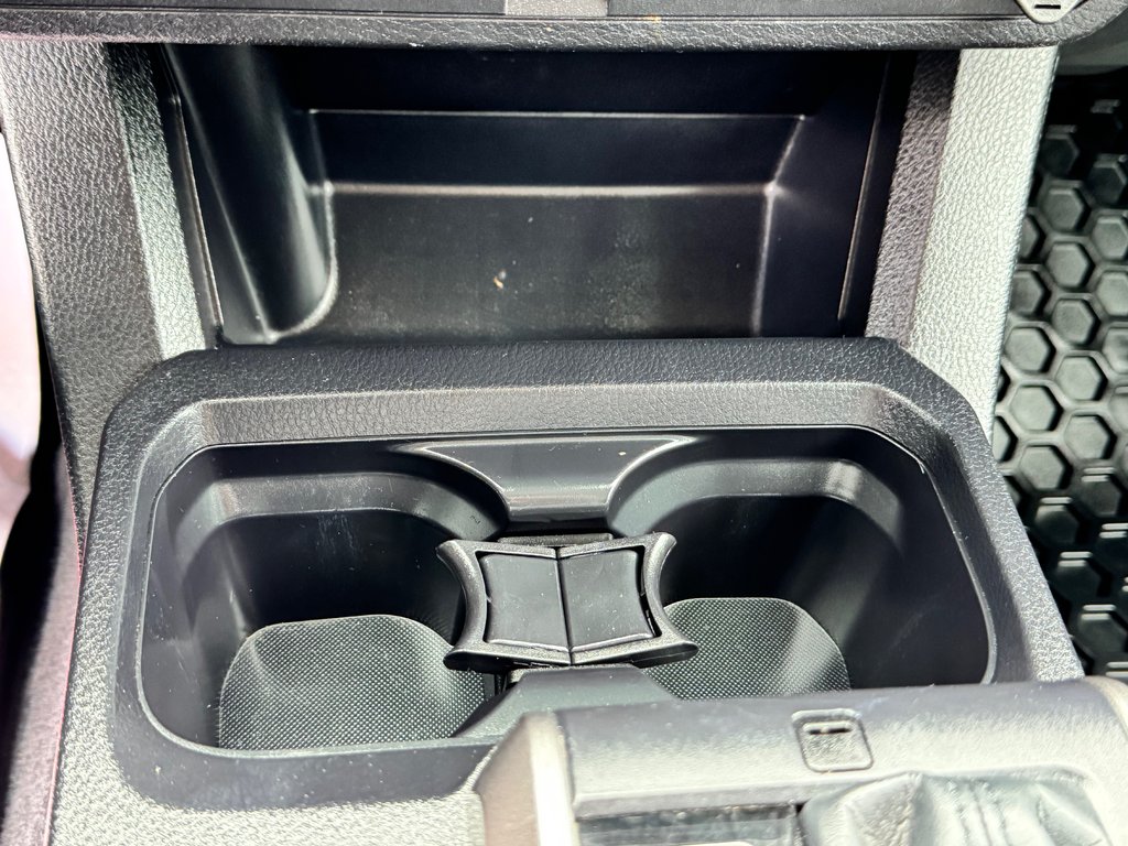 Toyota Tacoma DOUBLE CAB 4X4 TRAIL SHORT BOX / COMME NEUF !! / 2021 à Thetford Mines, Québec - 51 - w1024h768px