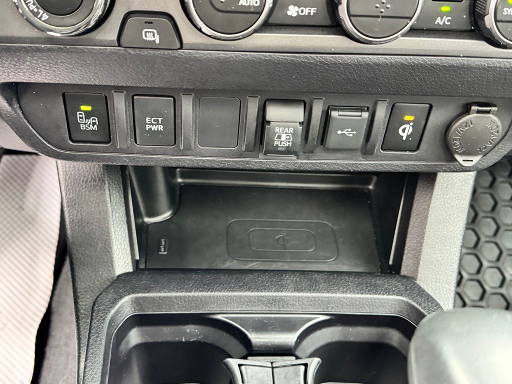 2021 Toyota Tacoma D-CAB TRD OFFROAD PREMIUM / CUIR / TOIT / CRAWL / COVER RIGIDE / in Thetford Mines, Quebec - 52 - w1024h768px