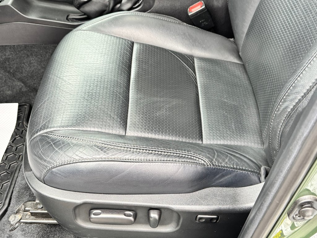 2021 Toyota Tacoma D-CAB TRD OFFROAD PREMIUM / CUIR / TOIT / CRAWL / COVER RIGIDE / in Thetford Mines, Quebec - 35 - w1024h768px