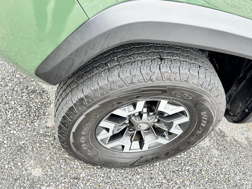 2021 Toyota Tacoma D-CAB TRD OFFROAD PREMIUM / CUIR / TOIT / CRAWL / COVER RIGIDE / in Thetford Mines, Quebec - 14 - w1024h768px