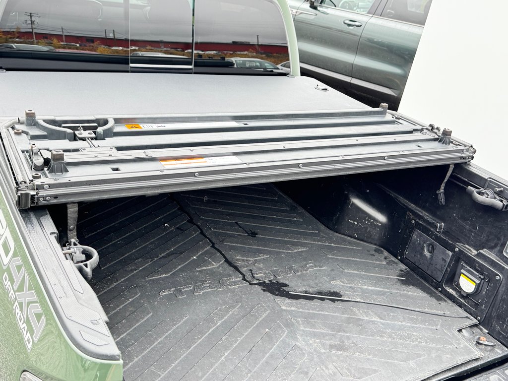 2021 Toyota Tacoma D-CAB TRD OFFROAD PREMIUM / CUIR / TOIT / CRAWL / COVER RIGIDE / in Thetford Mines, Quebec - 69 - w1024h768px